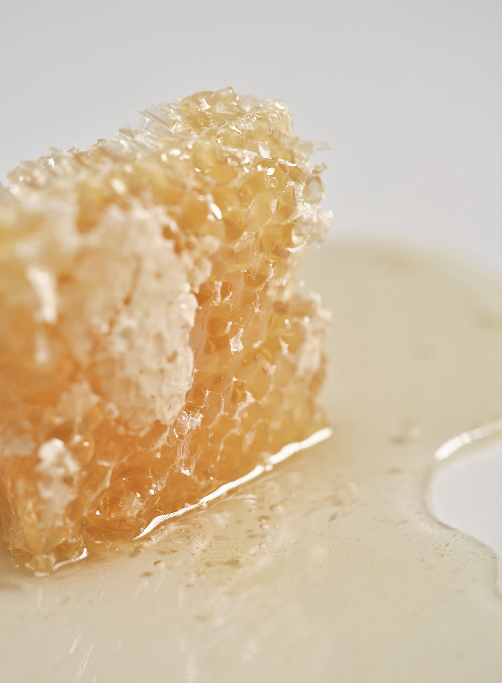 Glow Serum : Propolis + Niacinamide