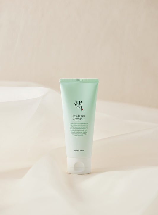 Green Plum Refreshing Cleanser